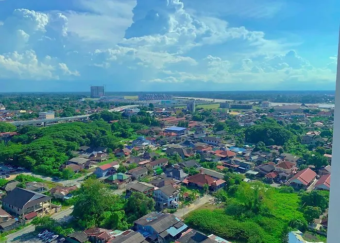 Netflix 2 Bedroom Troika Kota Bharu Homestay 1812