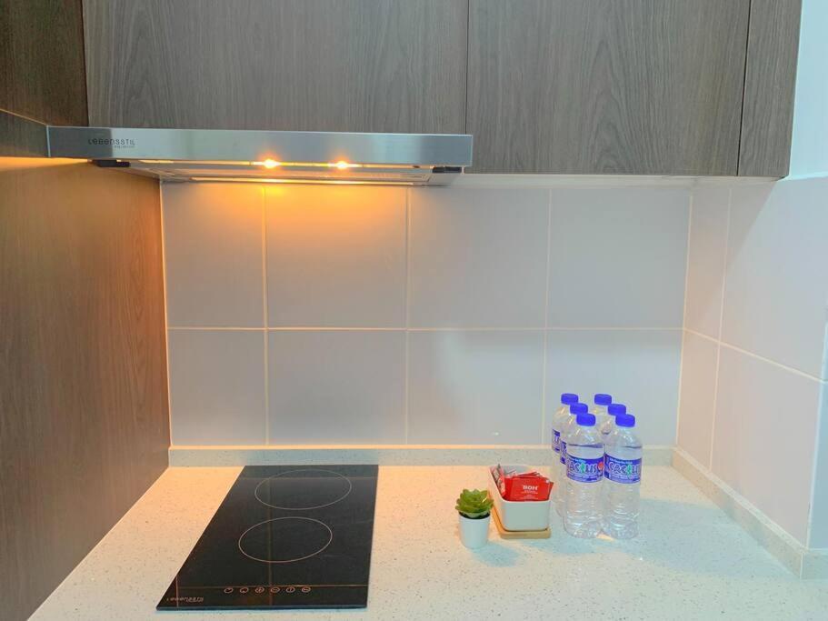 Apartment Netflix 2 Bedroom Troika 1812